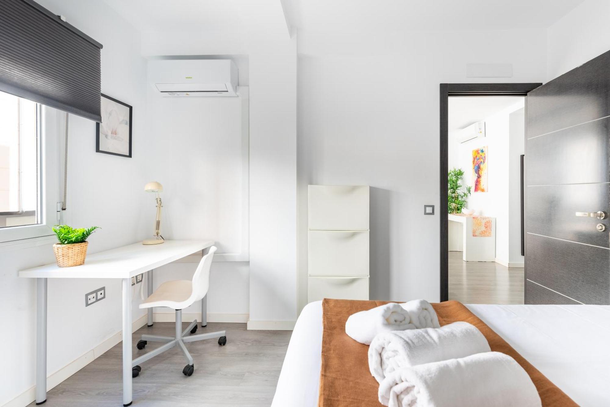 Wintowinrentals Bien Situado, Completo Y Acogedor Málaga Eksteriør bilde